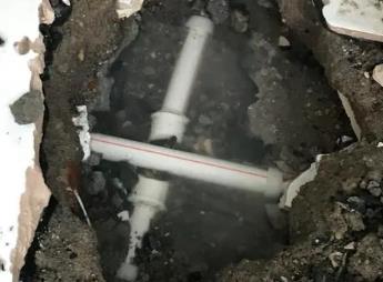 郫县阳台漏水维修公司为您分享楼上楼下漏水怎么处理